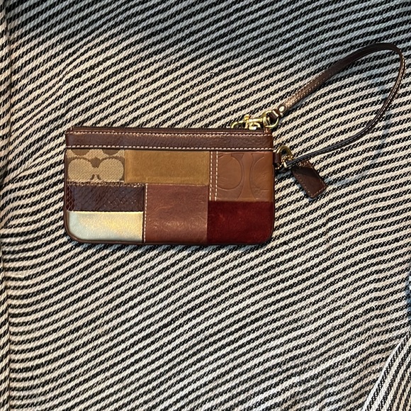 Coach leather patchwork wristlet. New without tags! - Picture 2 of 3